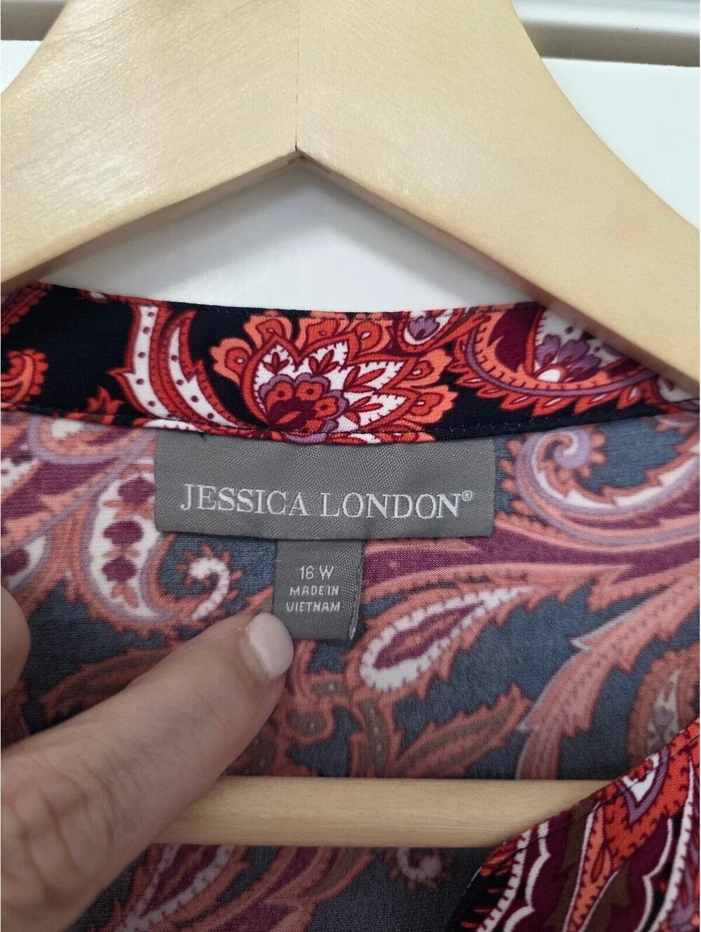 Jessica London knit midi dress featuring paisley red pink black Size 16W NWOT